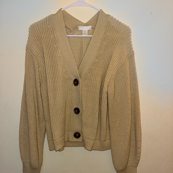 H&M sweater - Picture 1 of 2